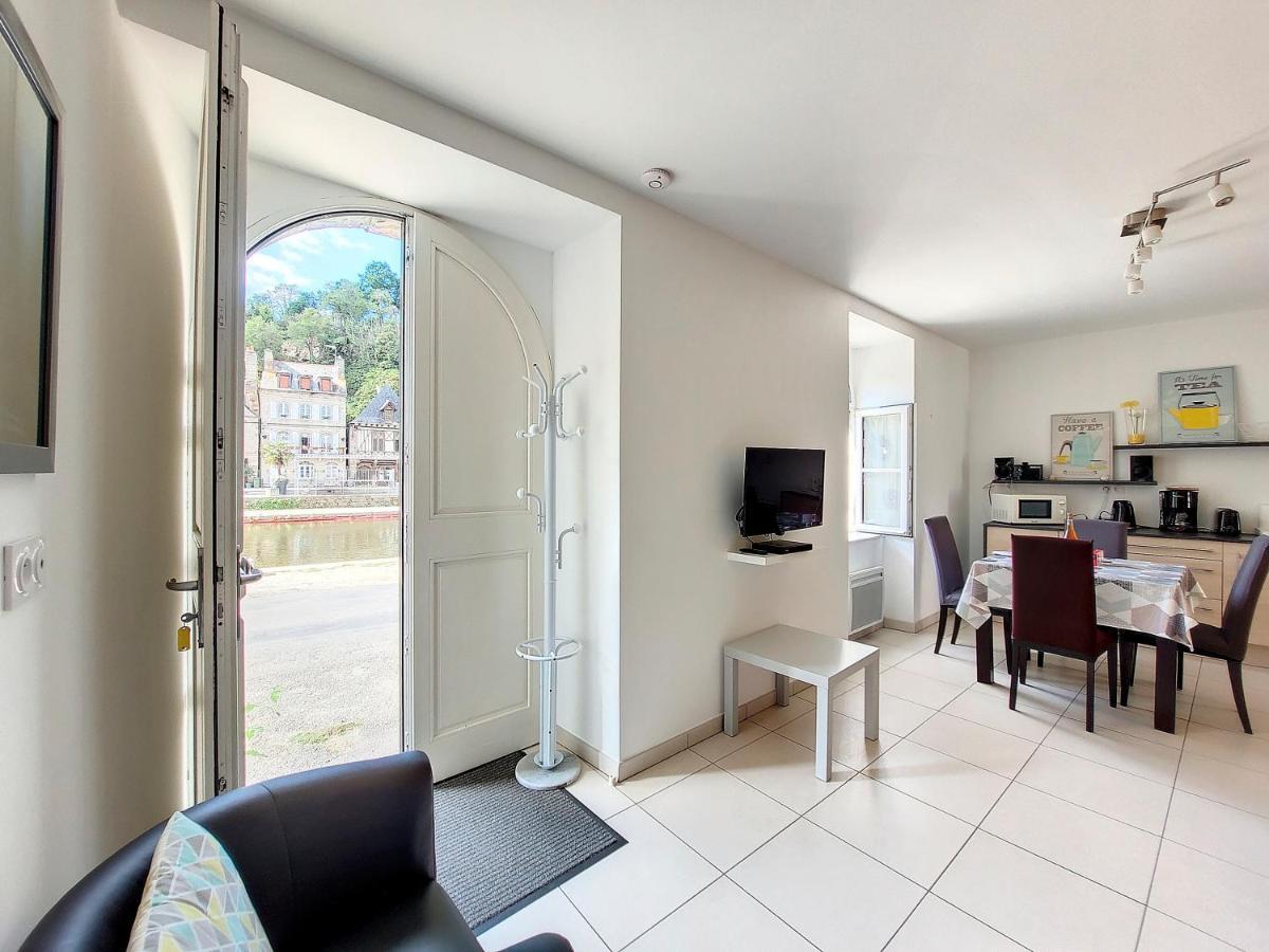 Au Fil De L'Eau - Le Bord De Rance Apartment ดีน็อง ภายนอก รูปภาพ